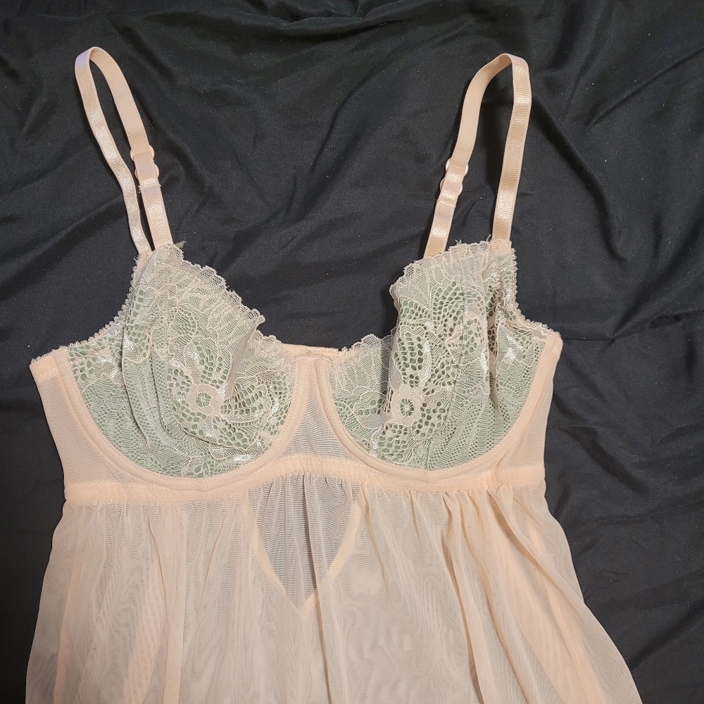 2 Teddys - Picture 4 of 7